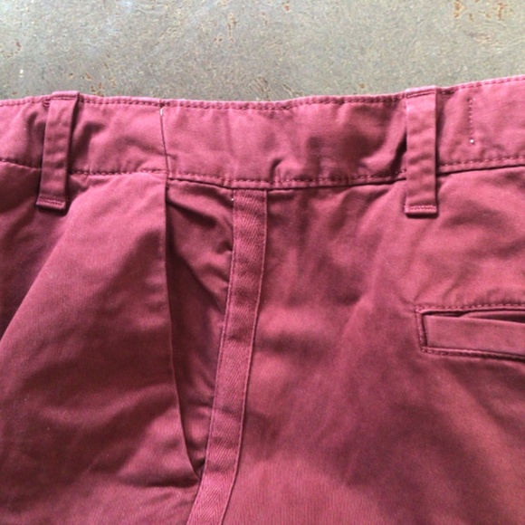 Deep red Gap girlfriend chinos, sz6, excellent condition - Picture 4 of 4